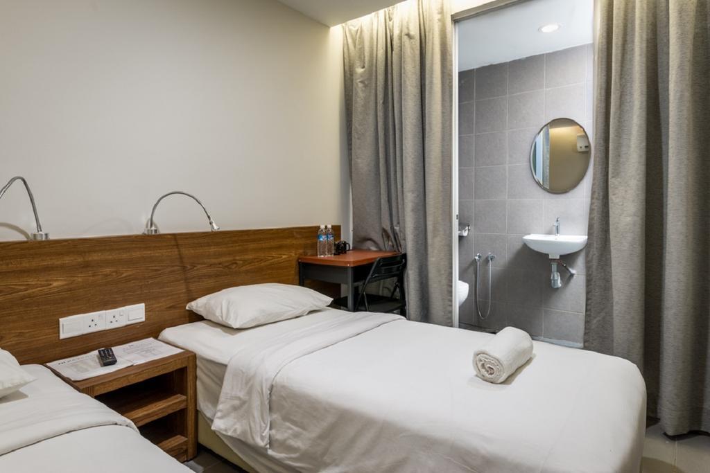 MAX Hotel Subang Jaya Bagian luar foto