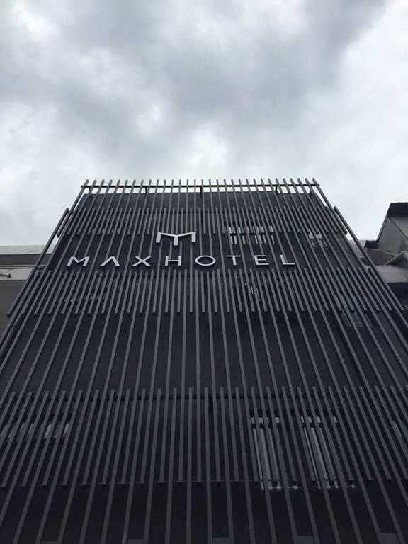 MAX Hotel Subang Jaya Bagian luar foto